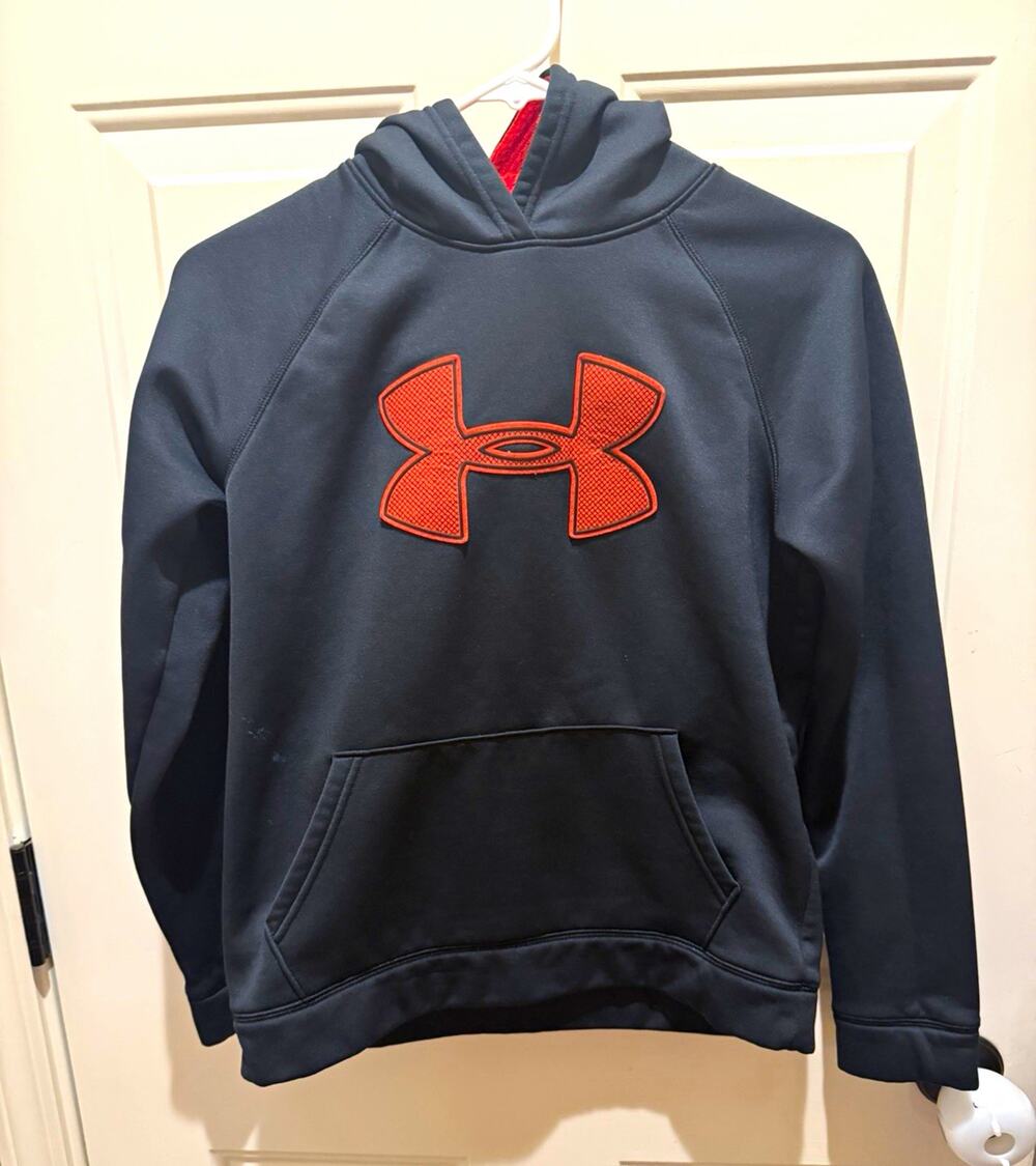 Under Armour Boys L Pullover Hoodie Black/Red Logo Hooded Pockets Long Sleeve